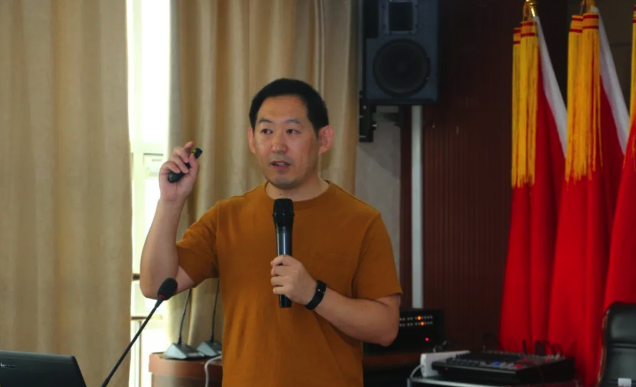 图片关键词